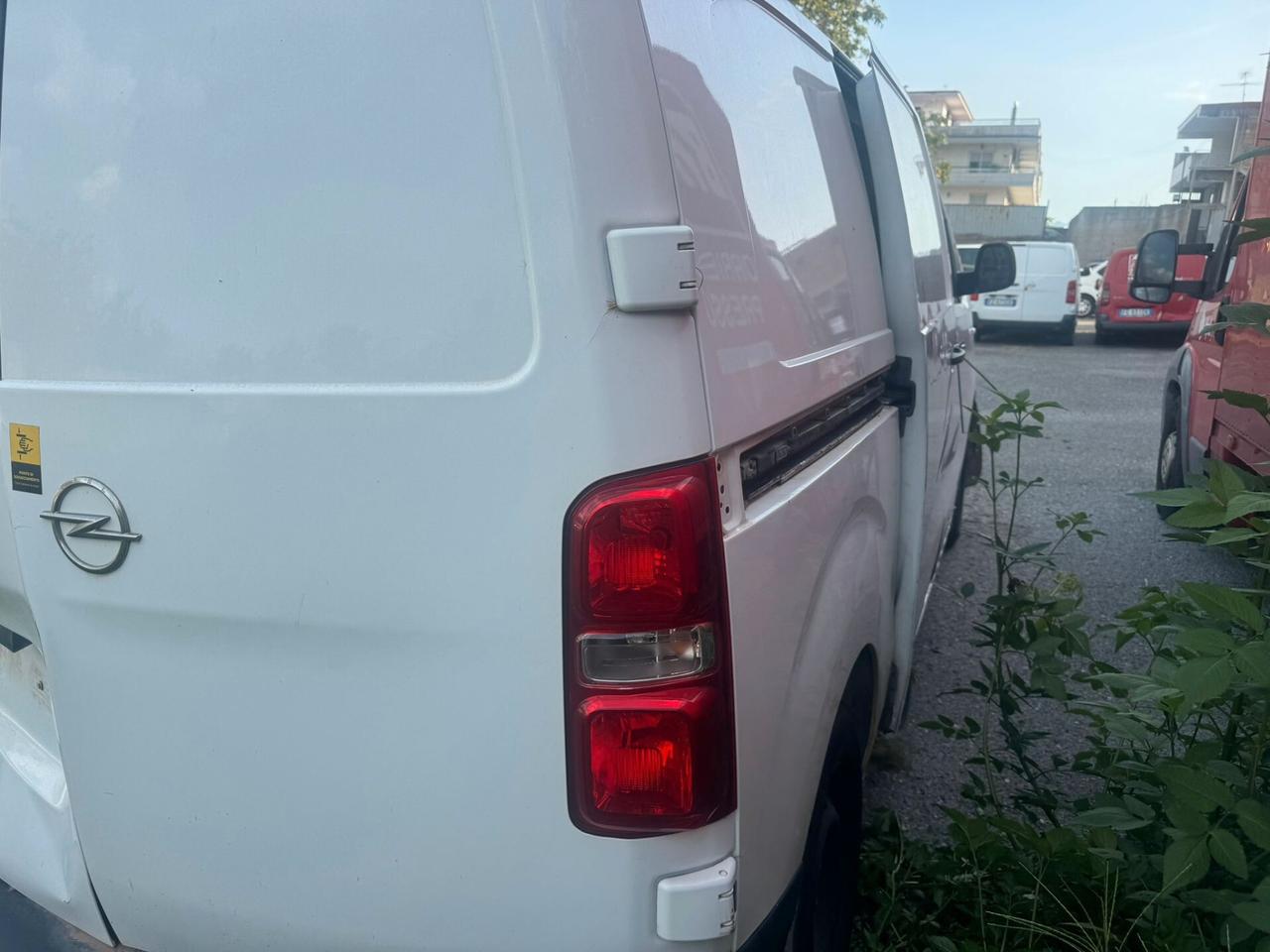 Opel Vivaro 1.5 Diesel SINISTRATO/FUSO