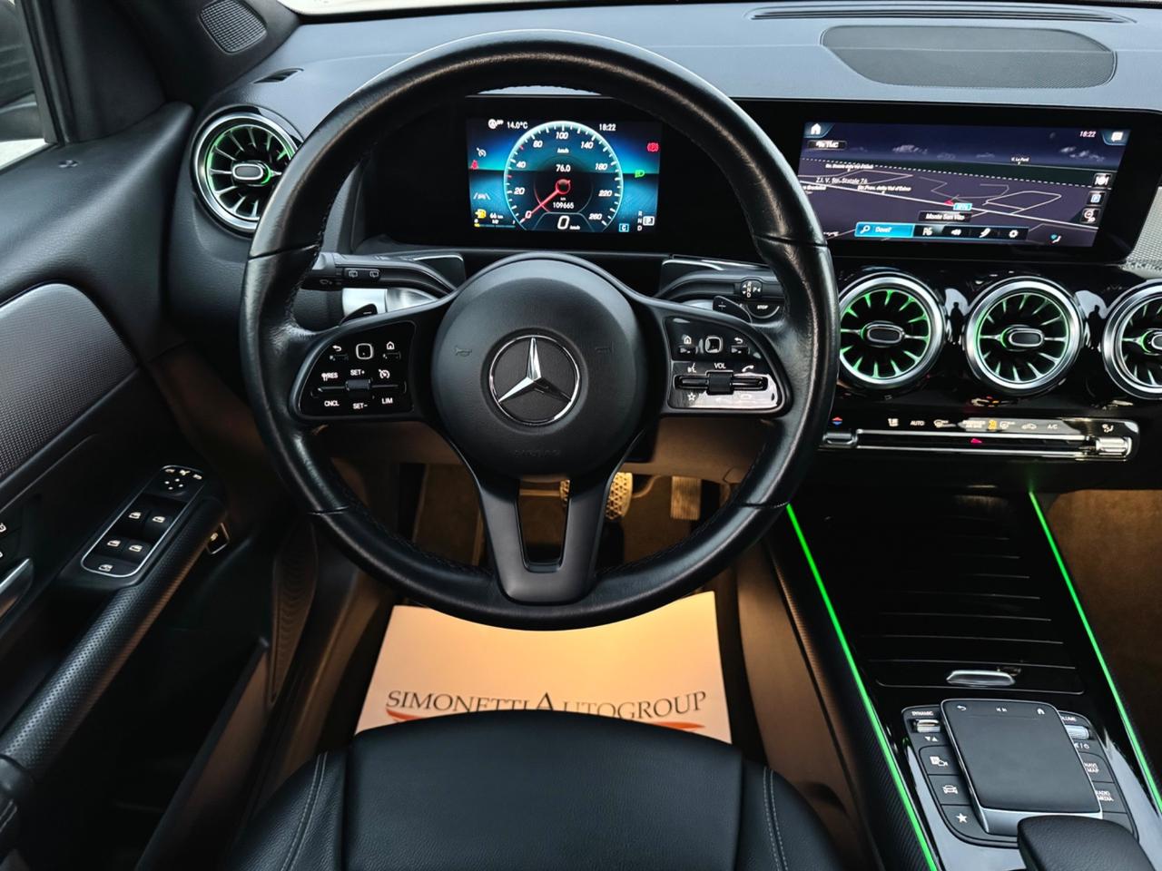 MERCEDES GLB 180d Sport - Luci Ambient Navi 18