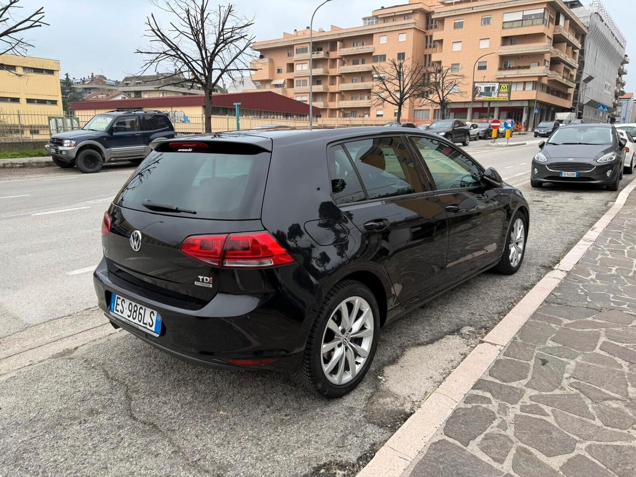 VOLKSWAGEN GOLF VII 1,6 TDI 105 CV DSG HIGHLINE 5P