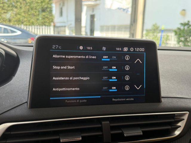 PEUGEOT 3008 BlueHDi 130 S&S Crossway tua da ?169,00