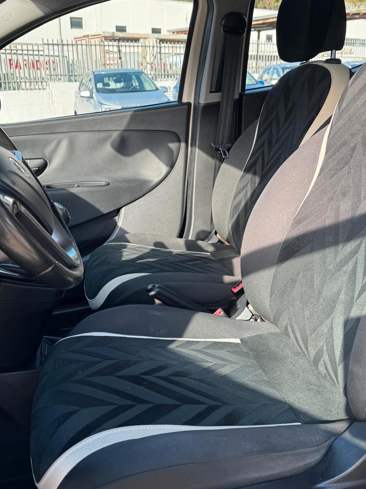 Lancia Ypsilon 1.3 MJT 16V 95 CV 5 porte S&S Gold