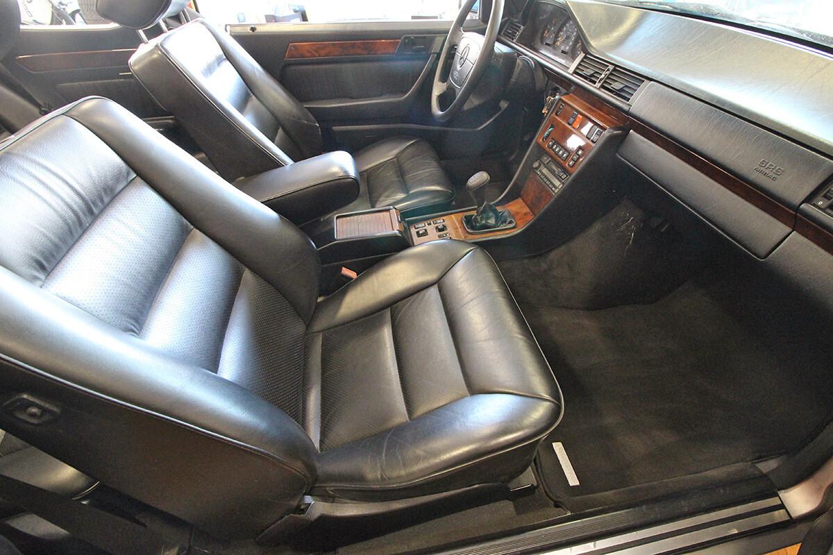 Mercedes-benz 300 CE-24 cat Cabriolet