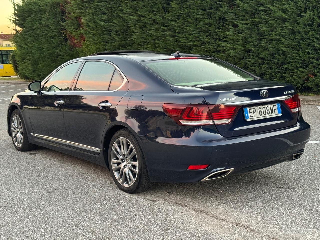 Lexus LS 600h L 5.0 Hybrid Full Optional !