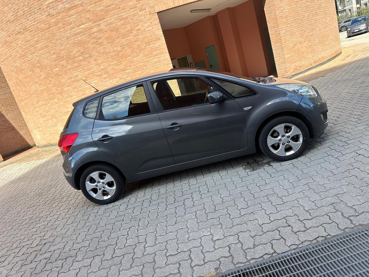 Kia Venga 1.4 CRDi 90CV WGT EX