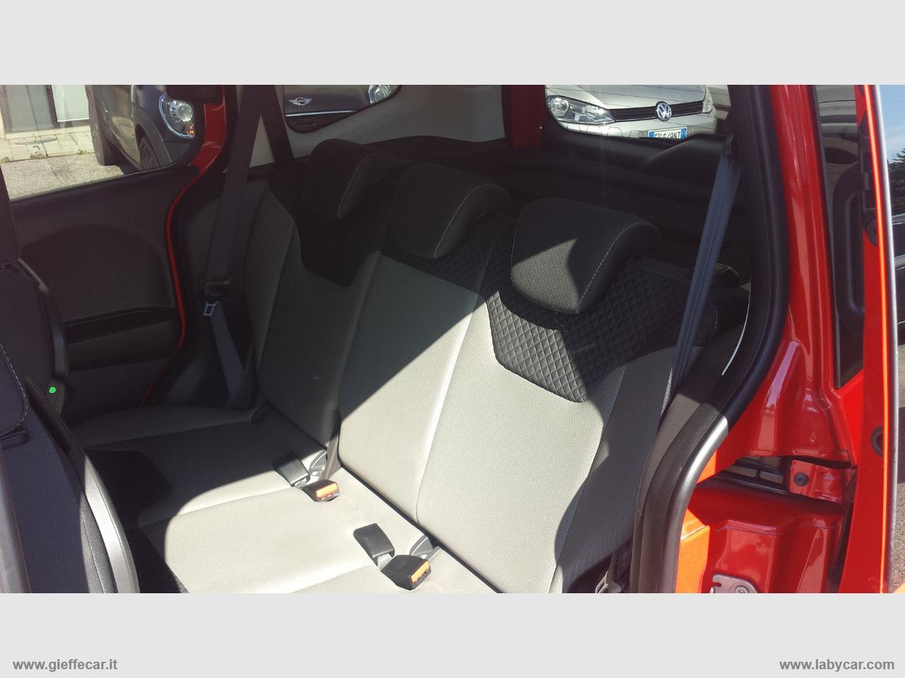 FORD Tourneo Courier 1.5 TDCI 75 CV Plus