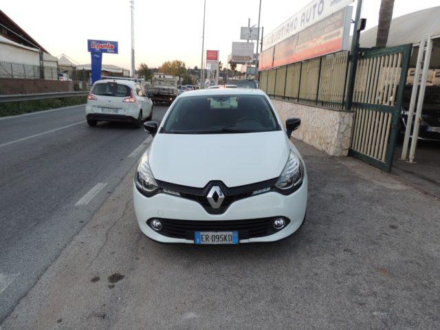 RENAULT Clio 1.2 75CV 5 porte Live