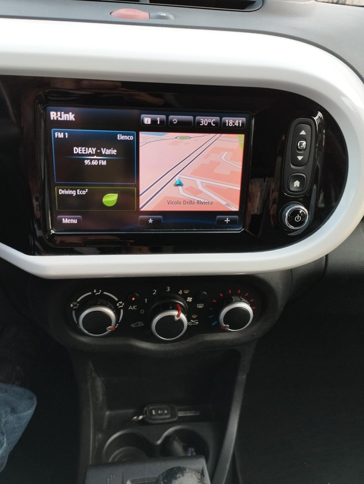 Renault Twingo SCe Stop&Start Lovely2