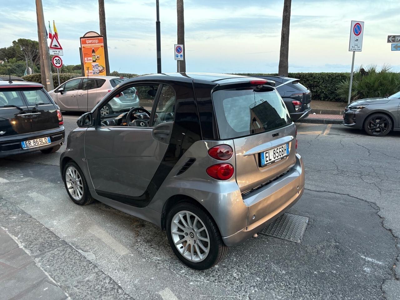 Smart ForTwo 800 40 kW coupé passion cdi 20