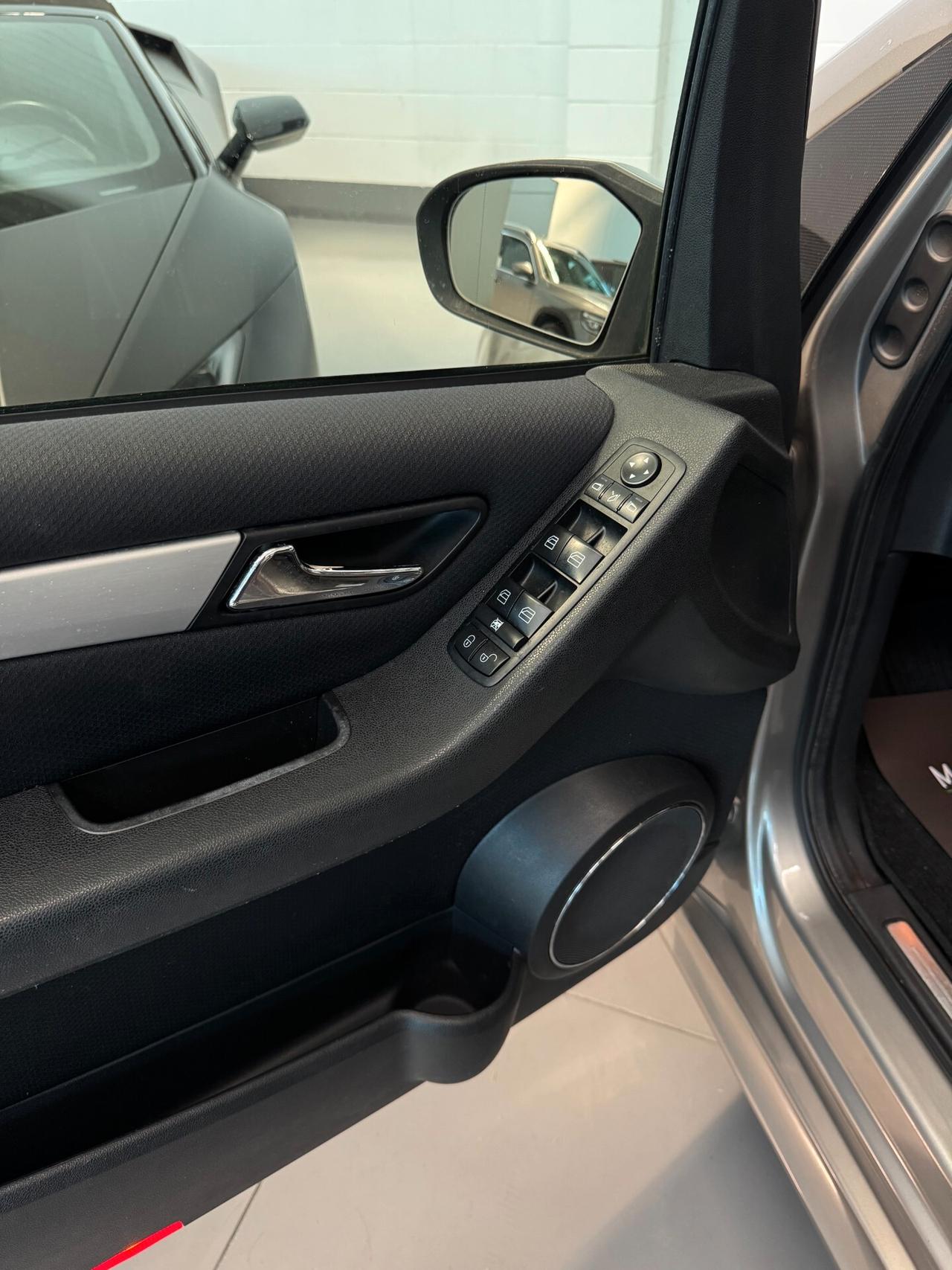 Mercedes-Benz B 180 CDI 2.0cc 109cv Automatica Finanziabile OK Neopatentati