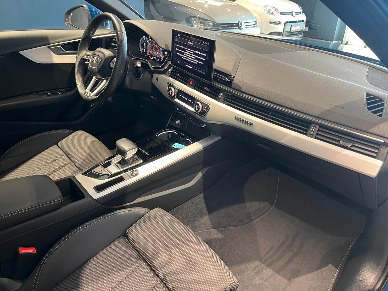 Audi A4 Avant 40 TDI S tronic line edition