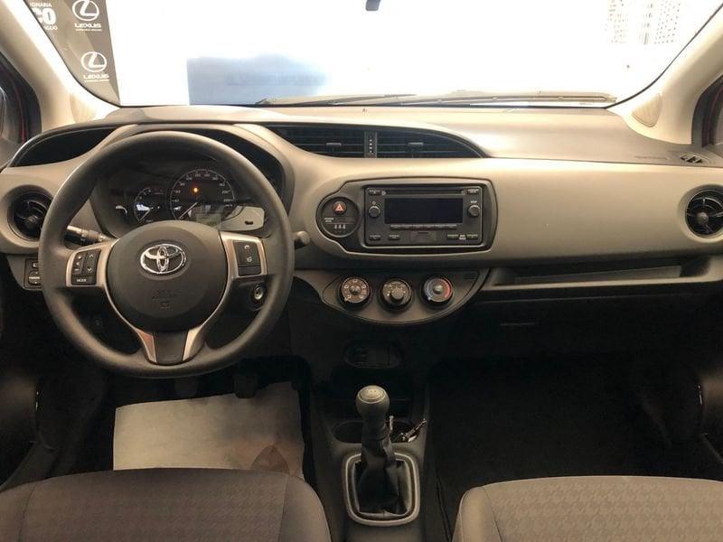 Toyota Yaris YARIS 1.0 BZ Cool