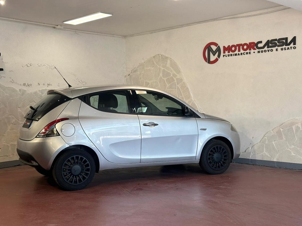 Lancia Ypsilon 1.2 69 CV Platinum