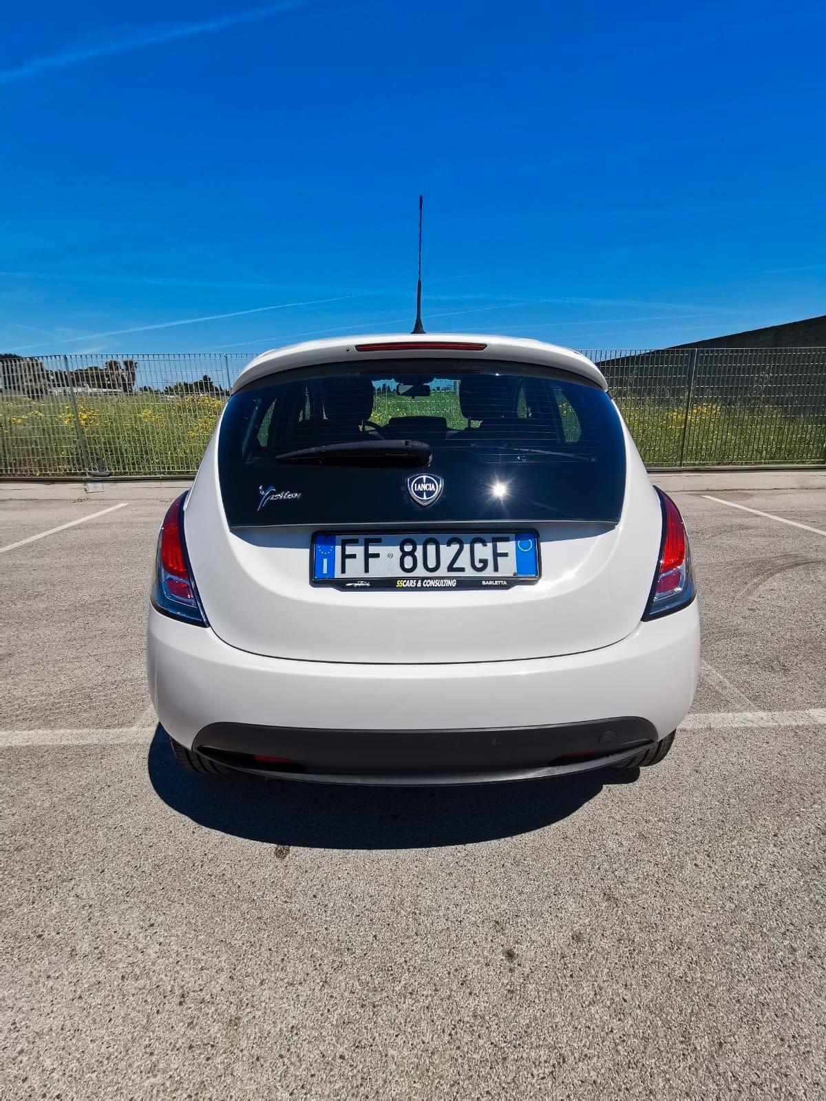 Lancia Ypsilon 1.2 69CV 5P. Silver 2016 solo km.79000