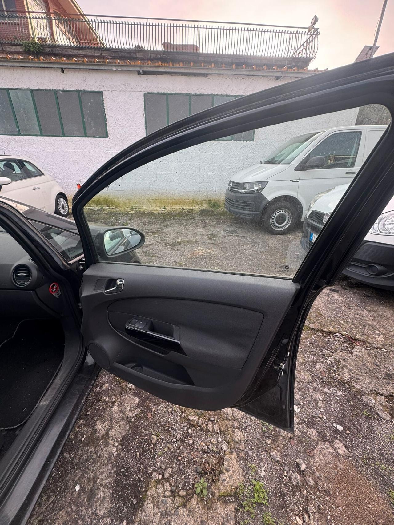 Corsa 1.2 80CV 5 porte GPL-TECH Club