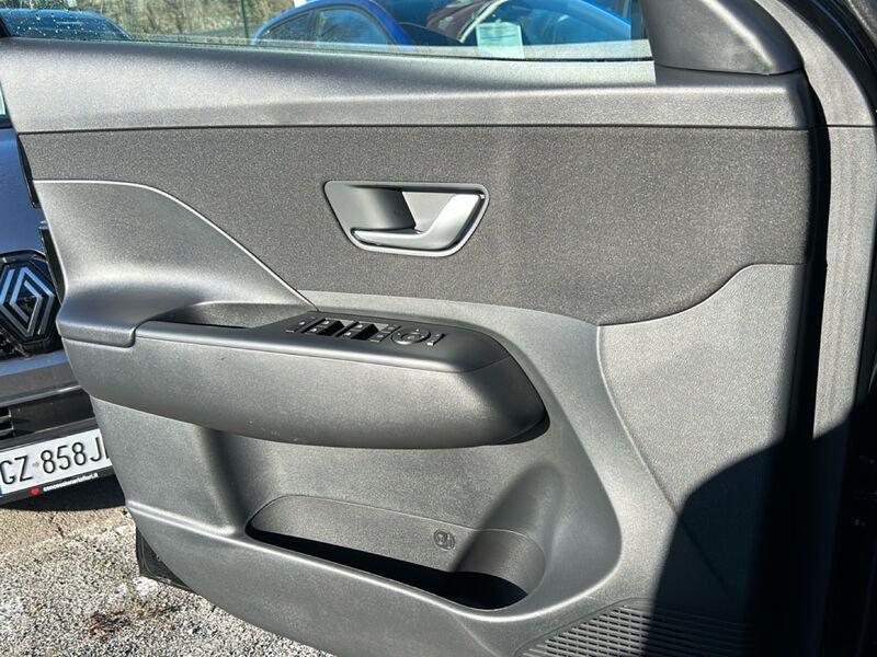 Hyundai Kona II 2023 1.6 gdi hev Business 2wd 138cv dct