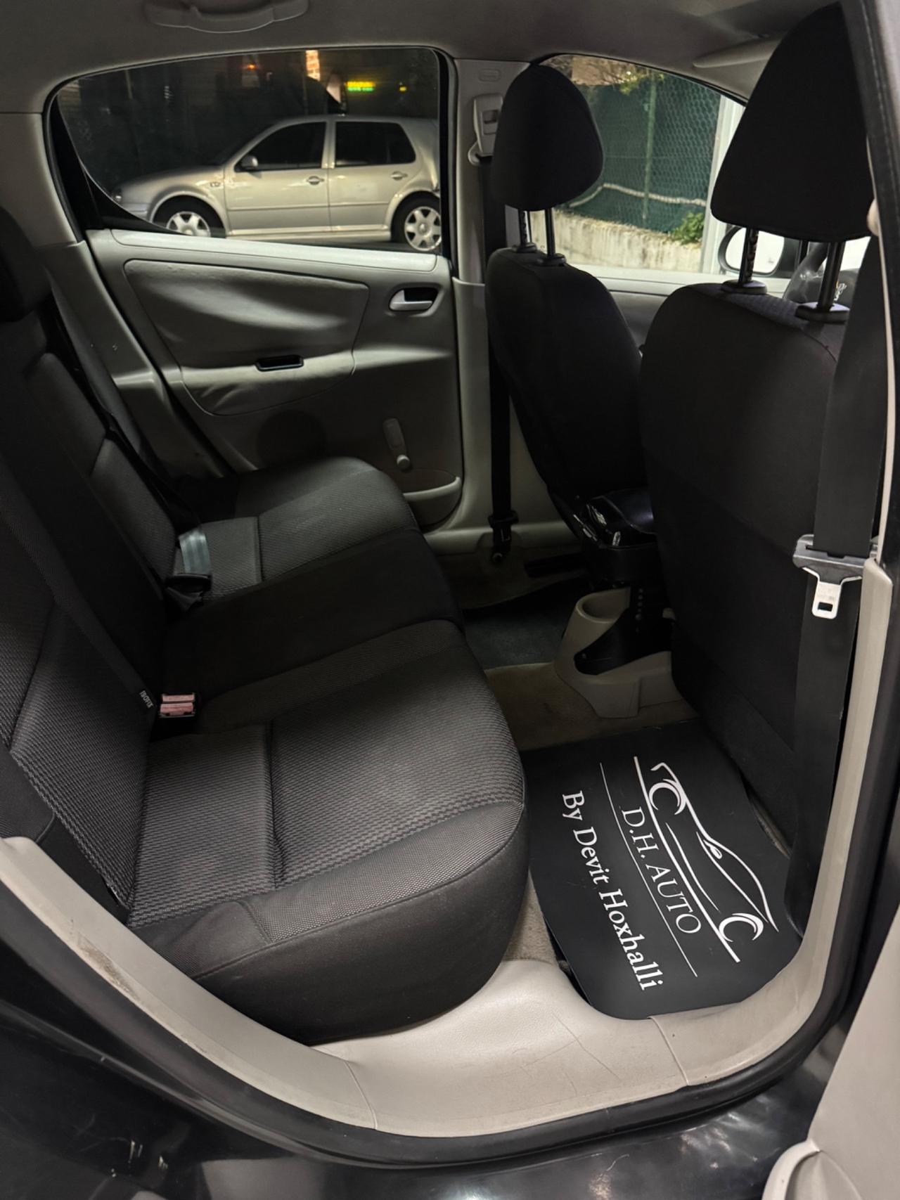 Peugeot 207 1.6 HDi 90CV 5p. XT