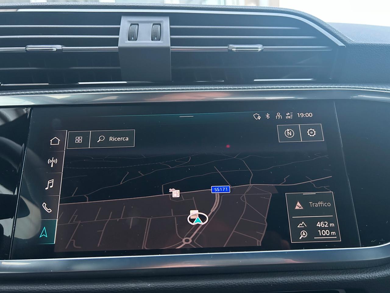 Audi Q3 35 TDI S line edition