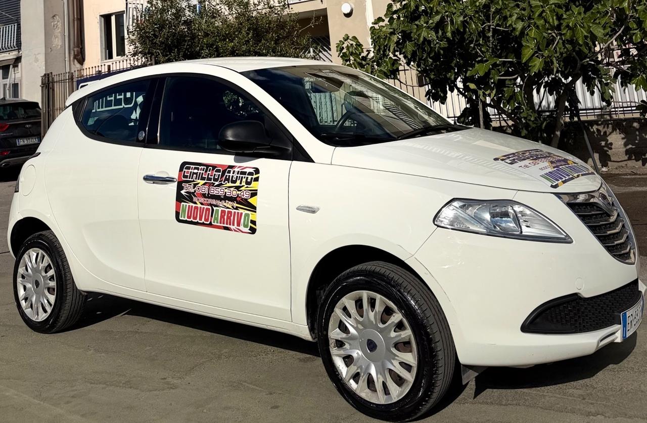 Lancia Ypsilon 0.9 Natural Power 84 Cv