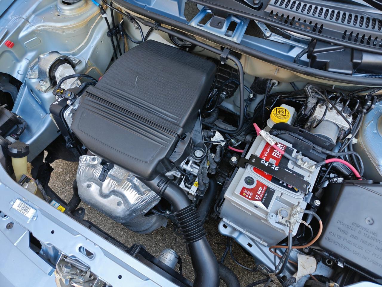 Fiat Punto 1.2 BENZINA 60cv / 33.000km / Unipro