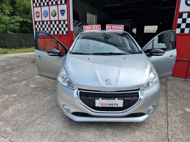 Peugeot 208 1.4 HDi 68 CV 5 porte X NEOPATENTATI