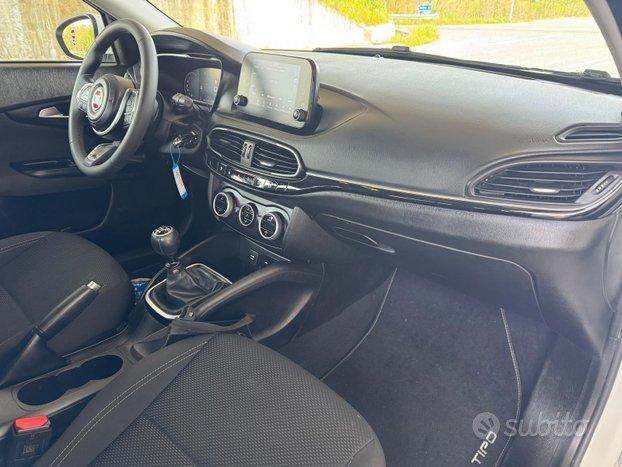 FIAT TIPO 1.6 MjT 130CV 5P BERLINA 2021 COCKPIT