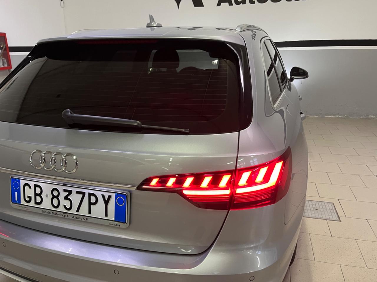 Audi A4 Avant 30 TDI S tronic Advanced