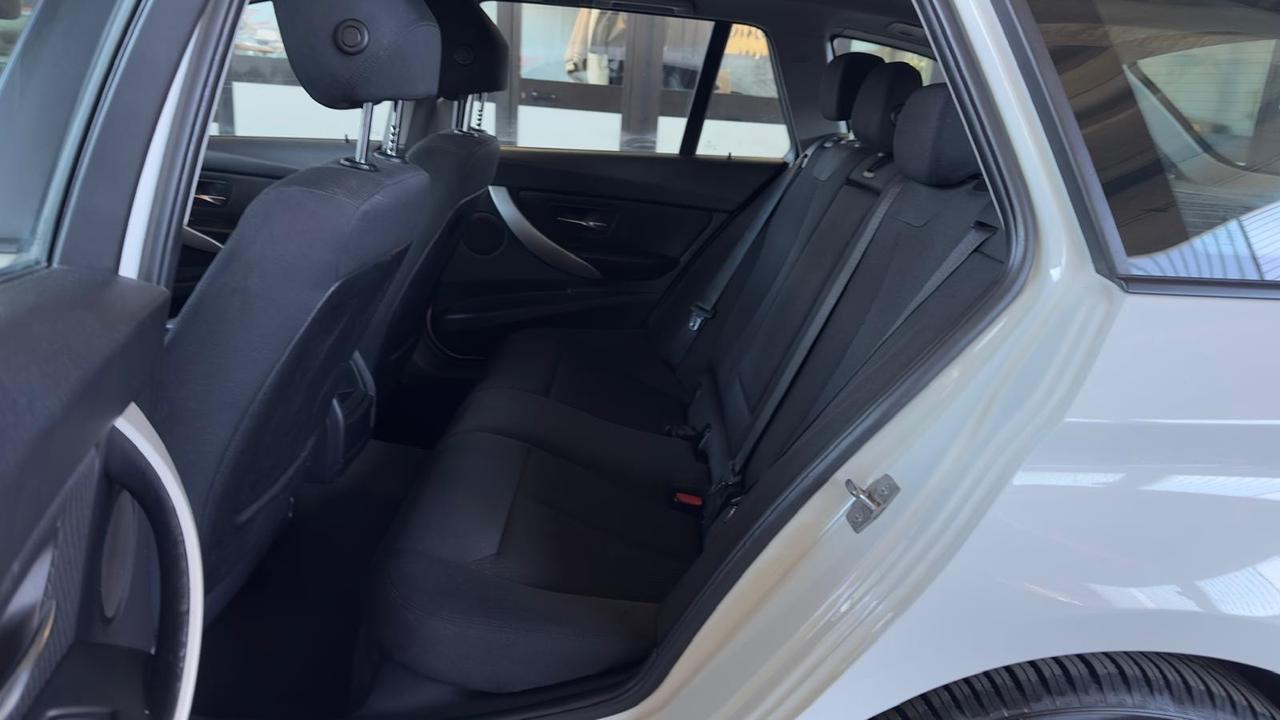 Bmw 320 320d xDrive Touring