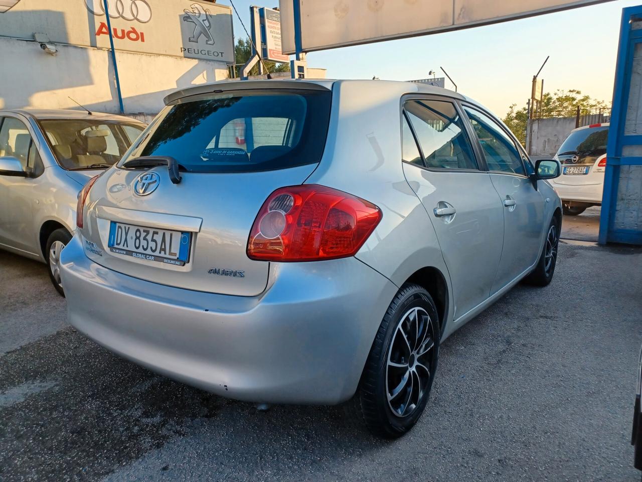Toyota Auris 1.4 D-4D 5 porte Sol PERFETTA
