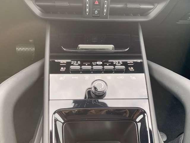 Porsche Cayenne Coupe 3.0 e-hybrid Black Edition C 22/SCARICHI