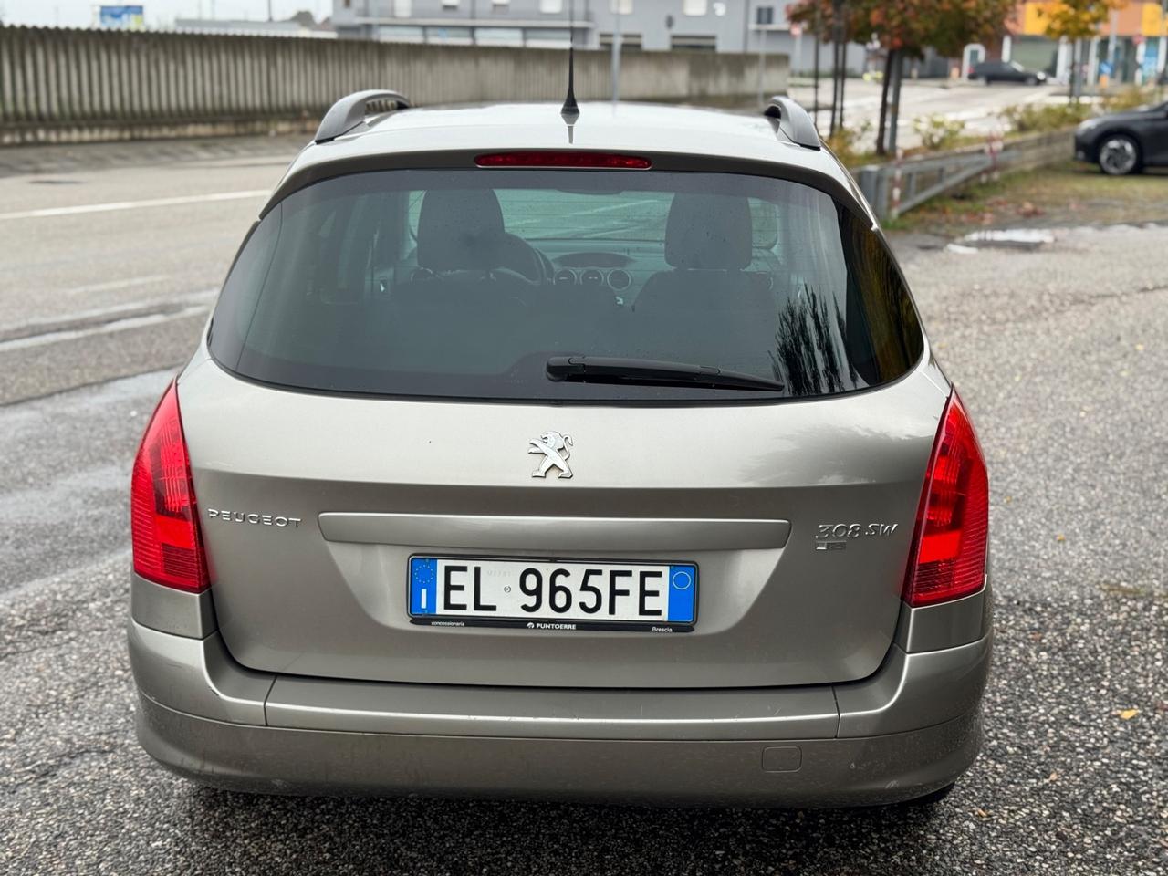 Peugeot 308 1.6 e-HDi 112CV Neopatentati