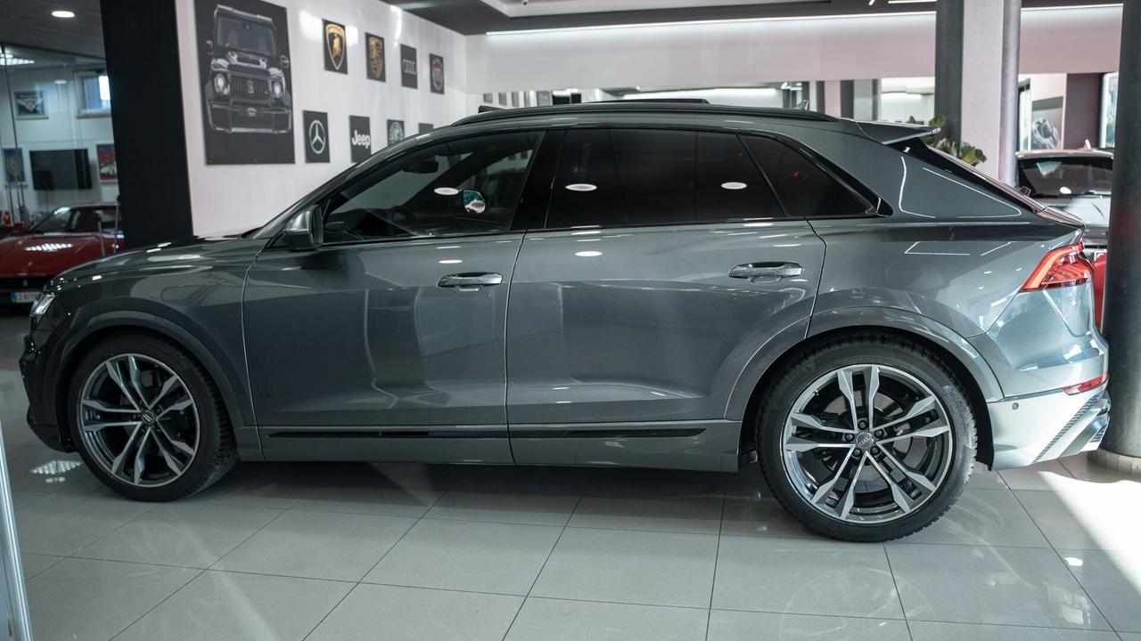 Audi SQ8 4.0 V8 TDI MHEV QUATTRO TETTO B&O CARBON PACK LUCI