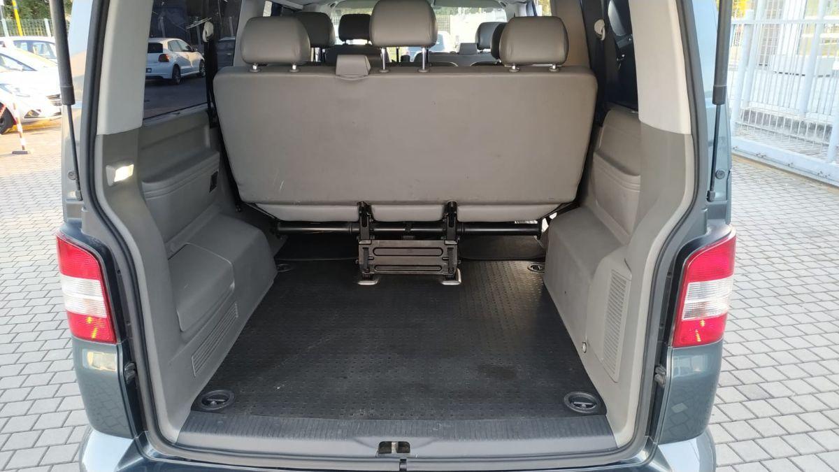 VOLKSWAGEN - Caravelle 2.5 TDI 9 POSTI 174 CV FULL