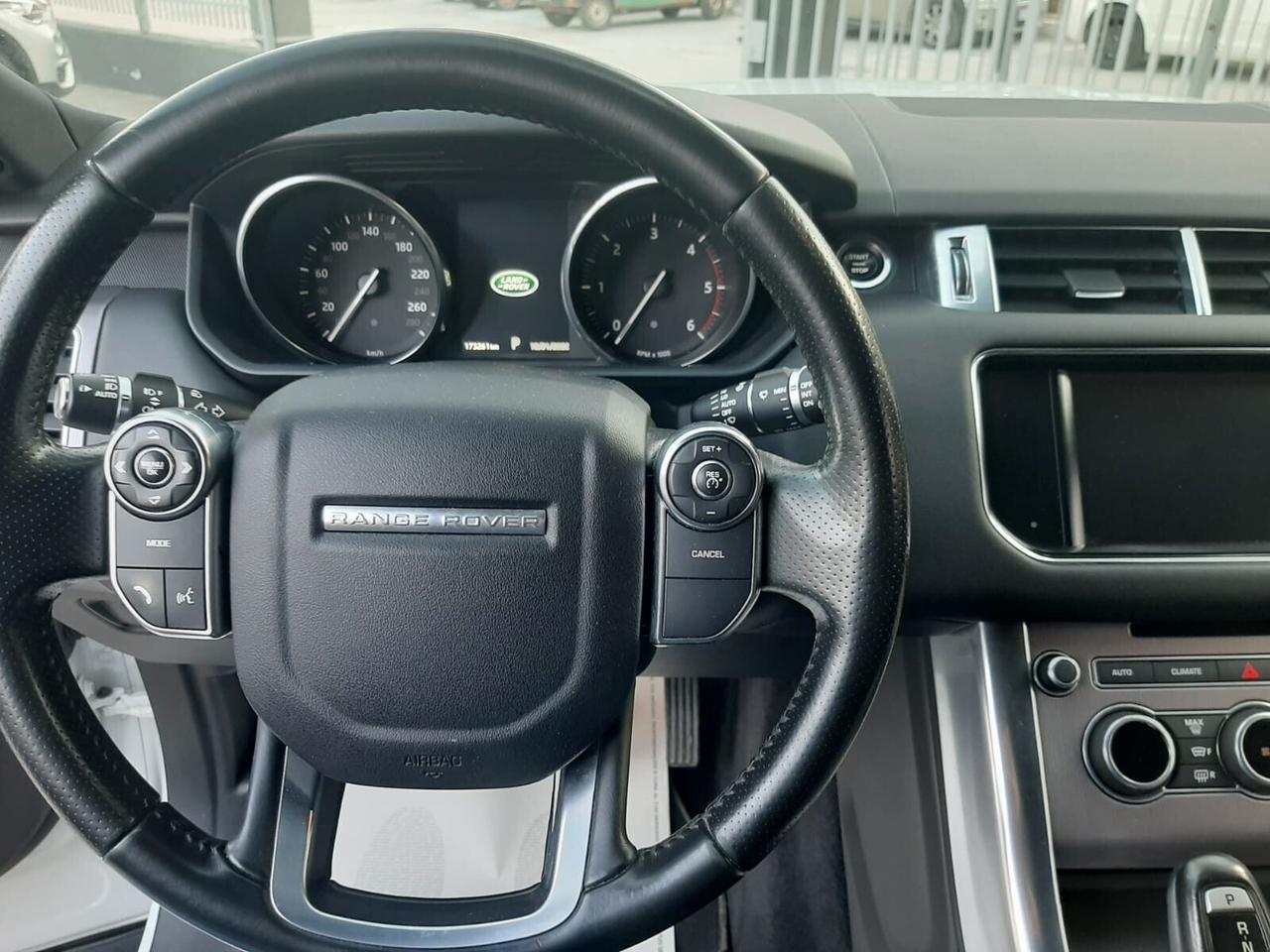 Land Rover Range Sport 3.0 TDV6 HSE Dynamic