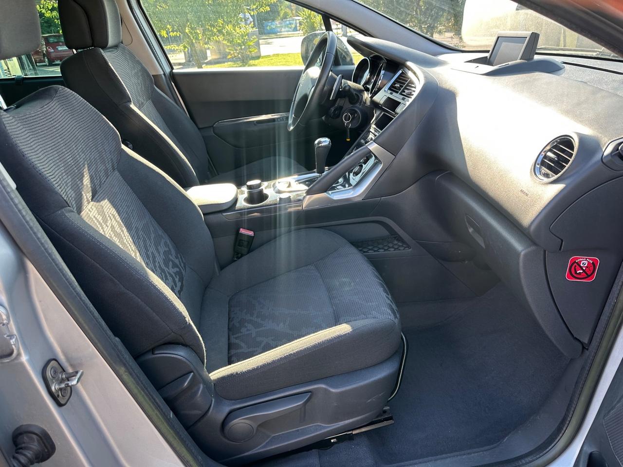 Peugeot 3008 1.6 e-HDi 112CV cambio robotizzato Stop&Start Access