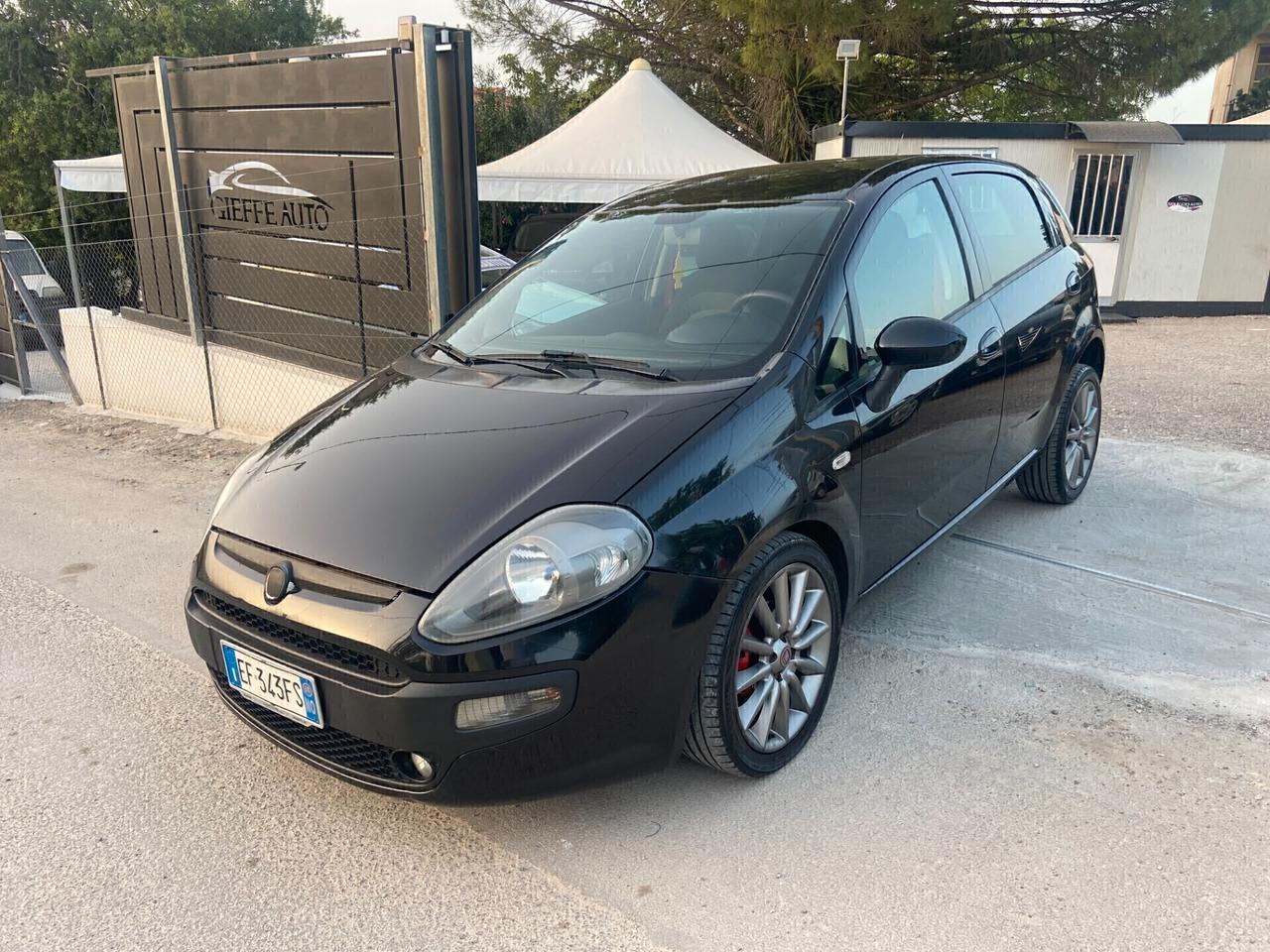 Fiat Punto SPORT 1.3 Mjt 75