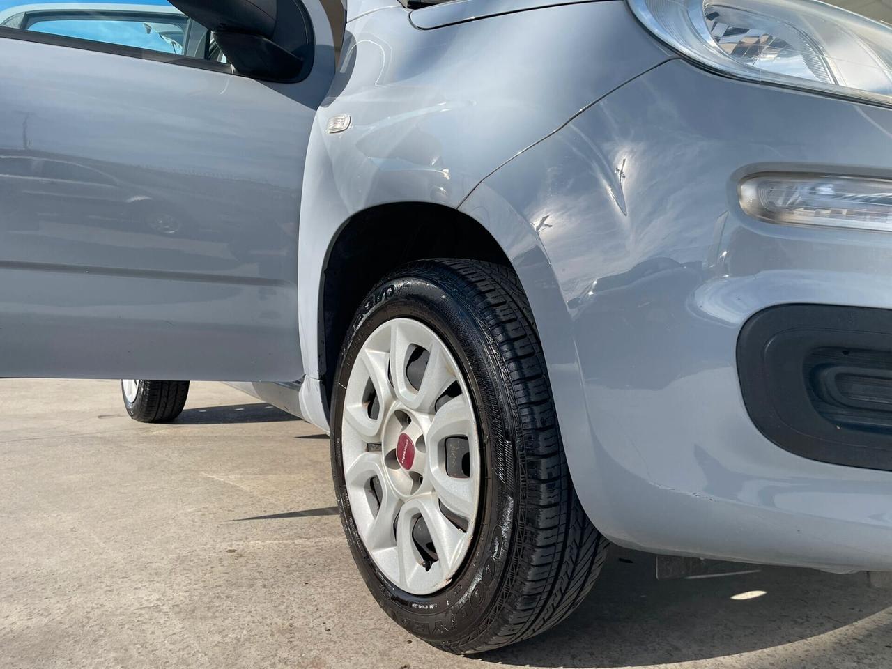 Fiat Panda 0.9 TwinAir Turbo Natural Power Lounge