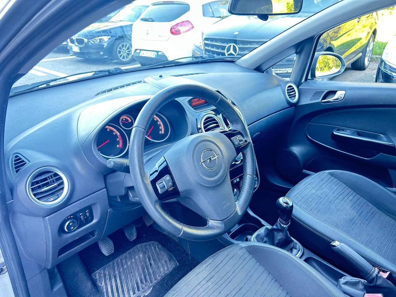 Opel Corsa 1.2 85CV 5 porte GPL-TECH Edition
