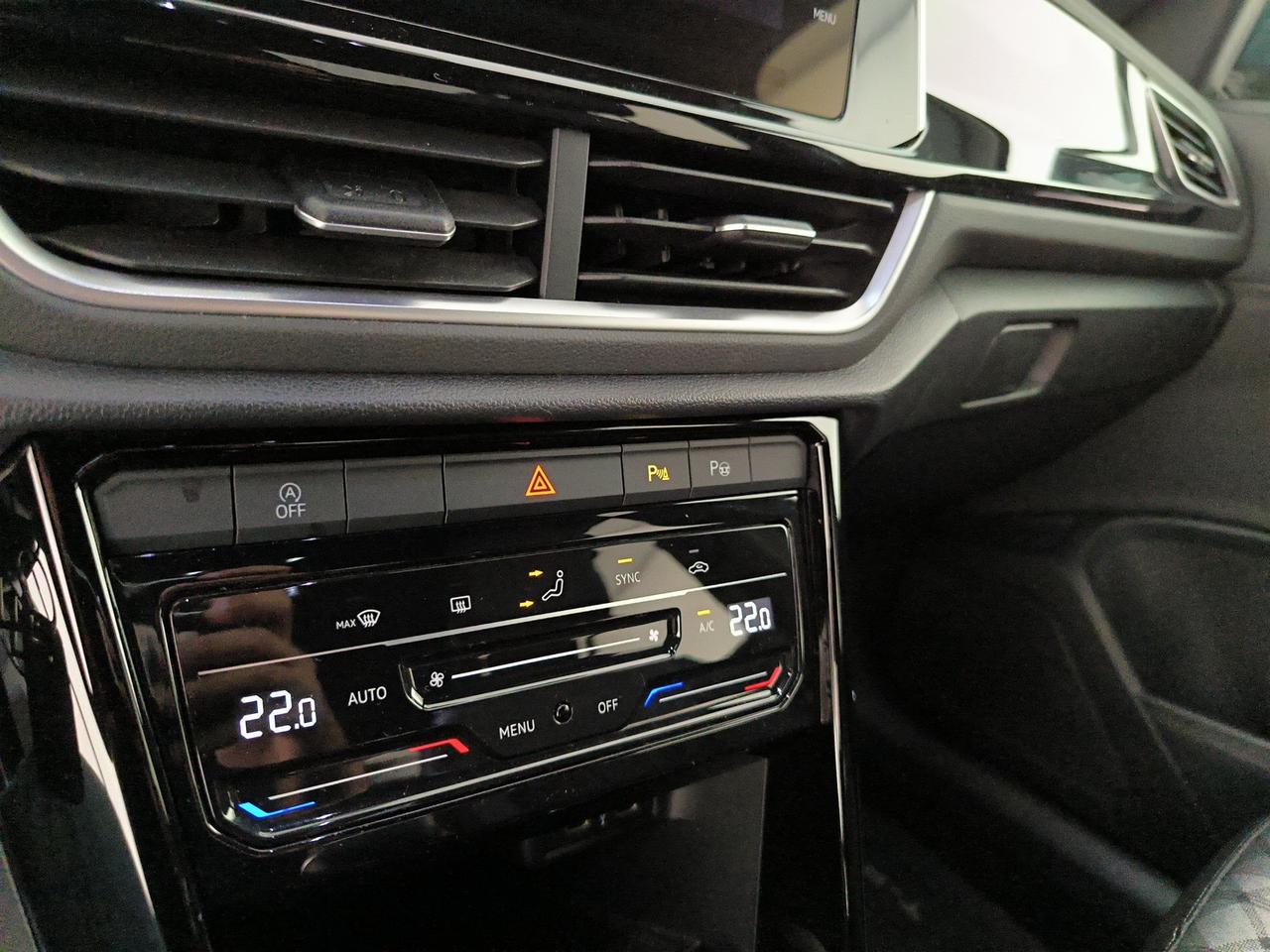 Volkswagen T-Roc 1.0 tsi r-line 110cv