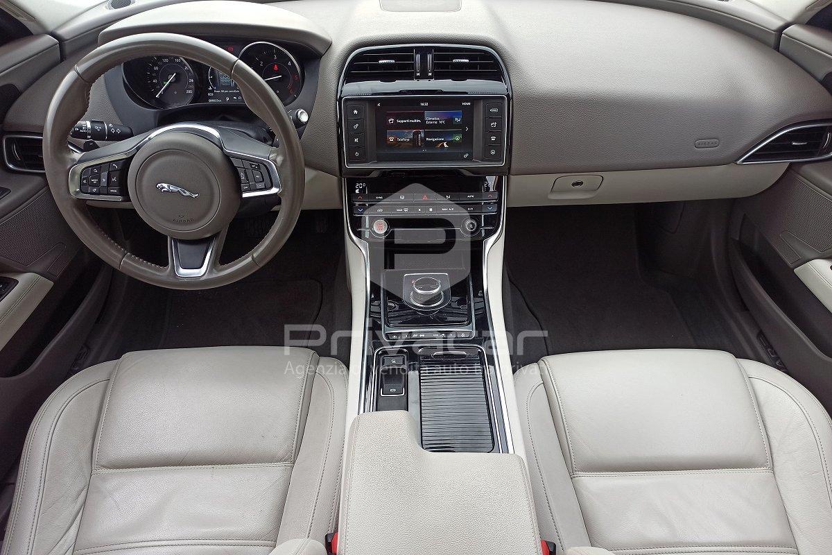 JAGUAR XE 2.0 D 180 CV aut. Prestige