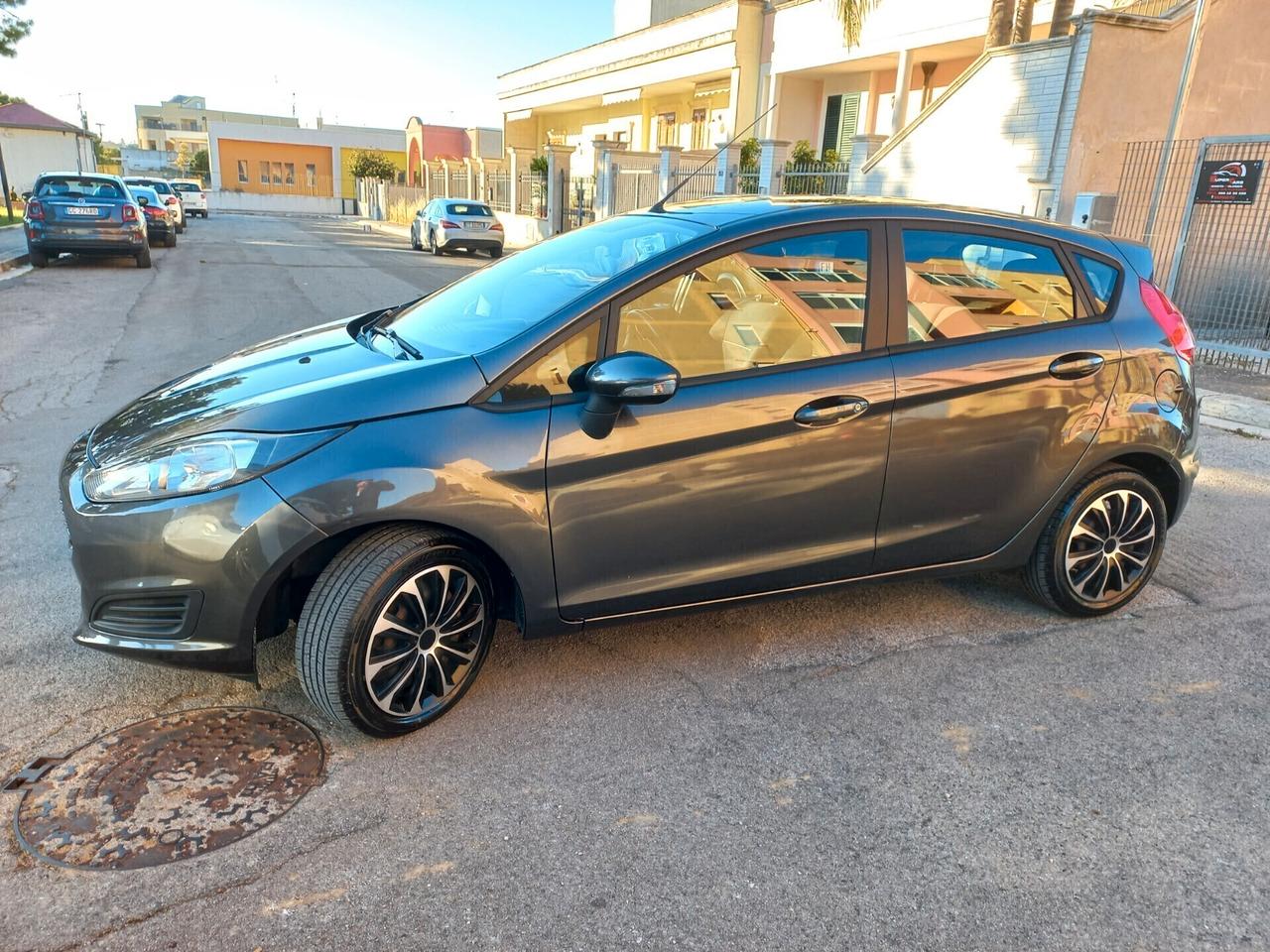 Ford Fiesta 1.0 80CV 5 porte Black & White Edition km 85000