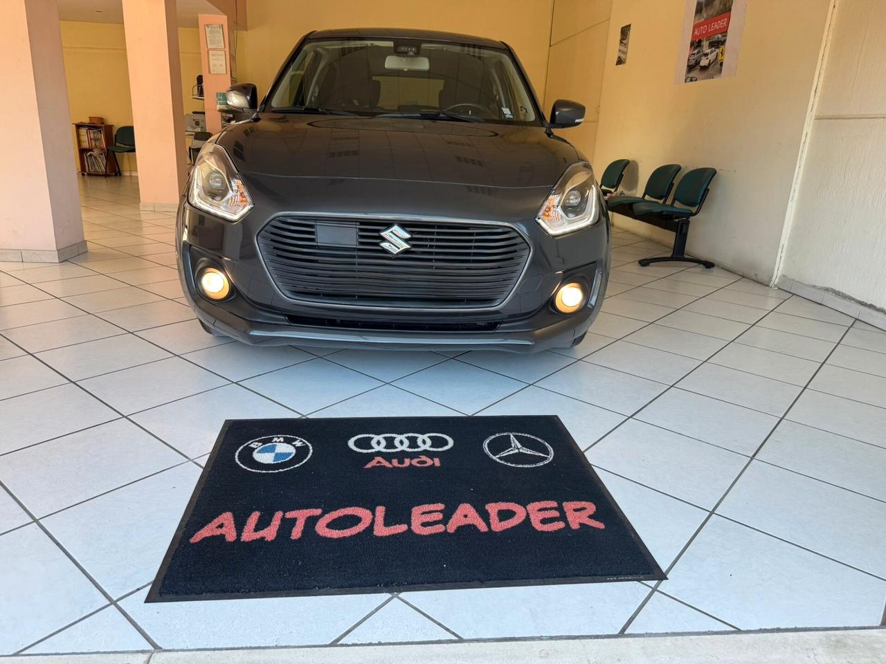 Suzuki Swift 1.2 Hybrid Top