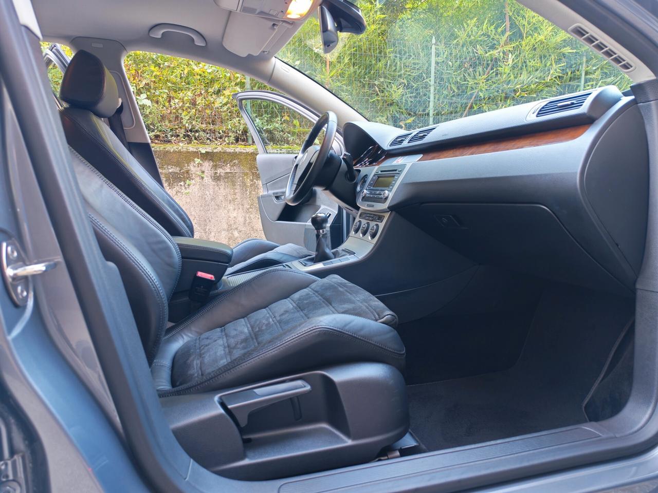 Volkswagen Passat Var. 2.0 BENZINA 150cv / 98.000km