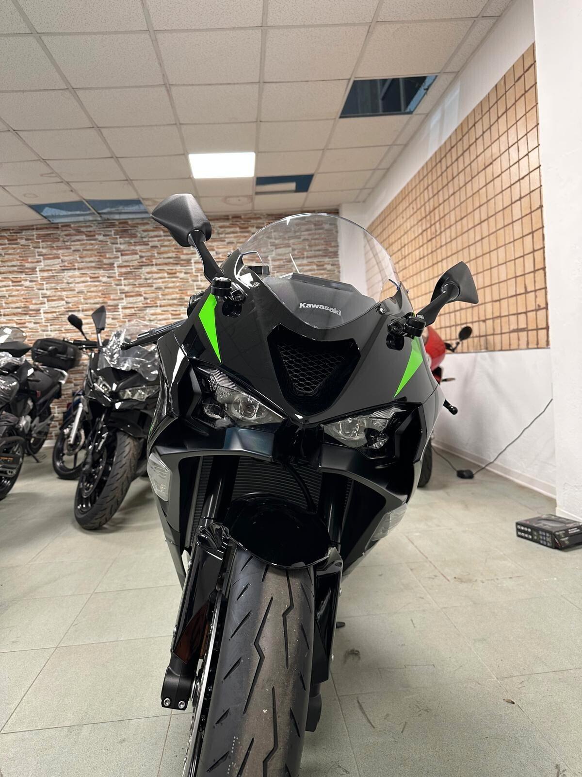 KAWASAKI NINJA ZX 6 R