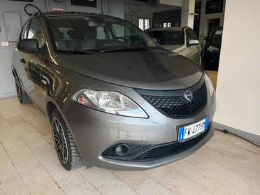 Lancia Ypsilon 1.2 69cv 5p Gpl Ecochic Adatta a Neopatentati