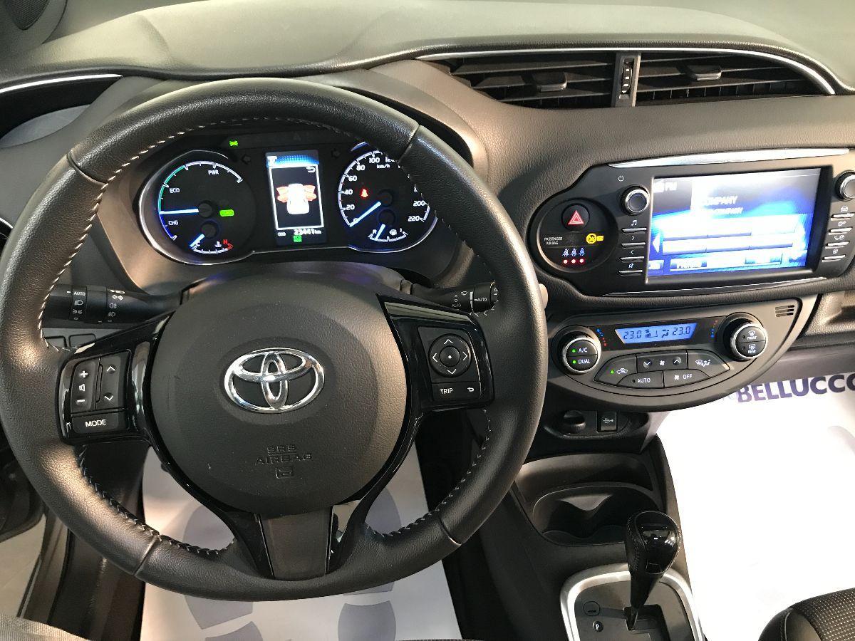 TOYOTA Yaris 1.5 Hybrid 5p. Style