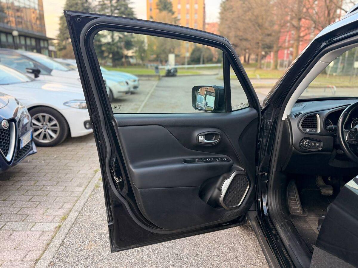 Jeep Renegade 1.3 t4 Business 2wd 150cv ddct