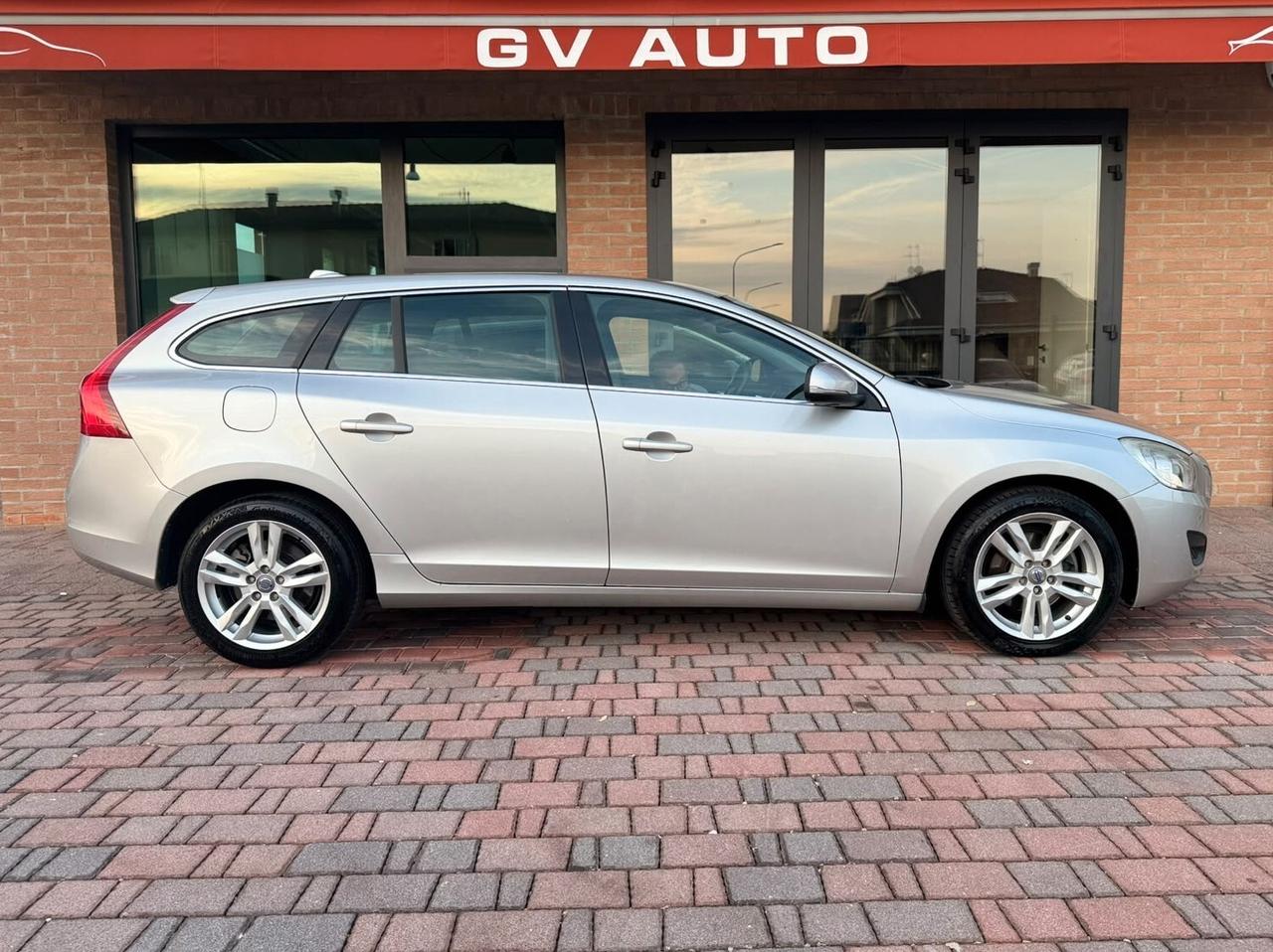Volvo V60 D2 1.6 Automatica