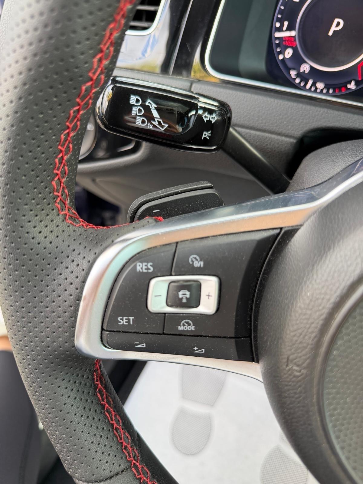 Volkswagen Golf GTI Performance 2.0 245 CV TSI DSG 5p. BMT