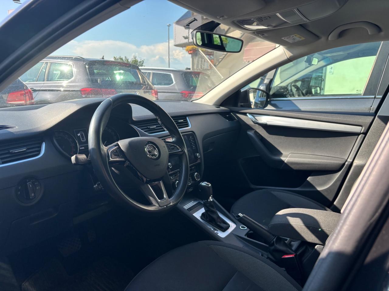 Skoda Octavia 1.6 Diesel Neopatentati Cambio Automatico