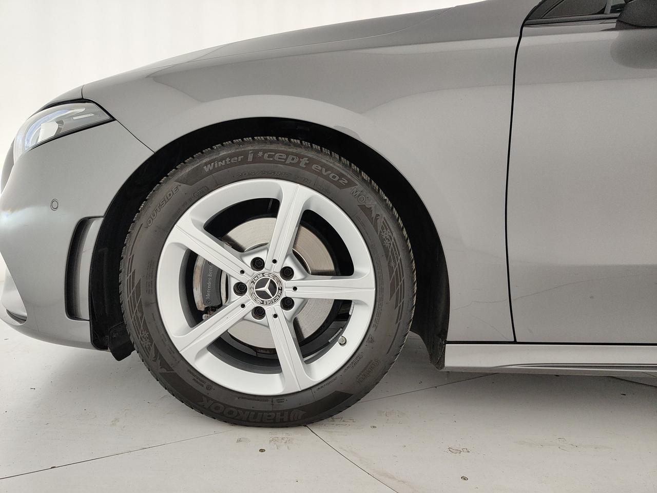 Mercedes-Benz A 200 Premium auto